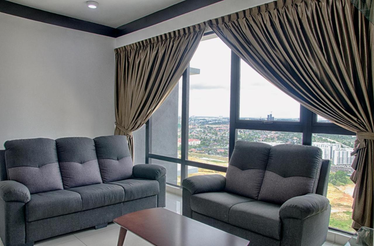 Holi Southkey Art Suite Johor Bahru Quarto foto